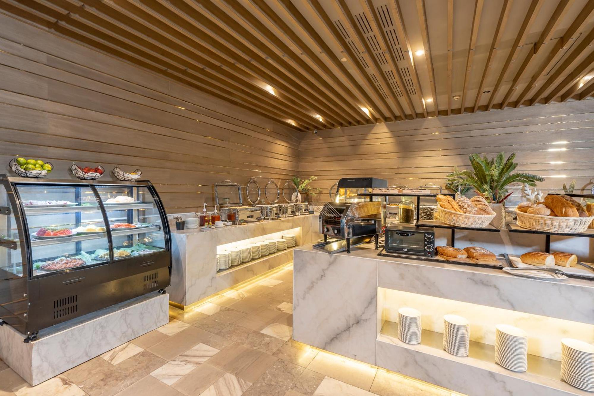 Arden Hotel And Residence By At Mind Chonburi Buitenkant foto