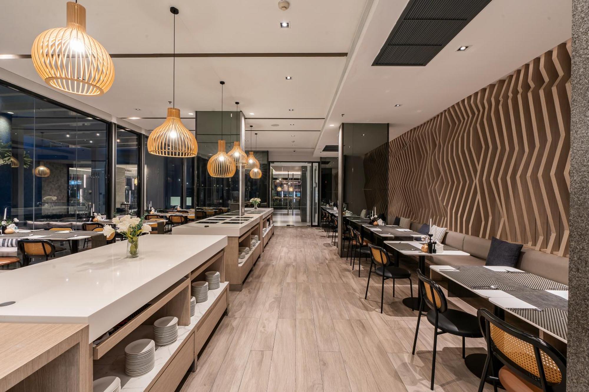 Arden Hotel And Residence By At Mind Chonburi Buitenkant foto