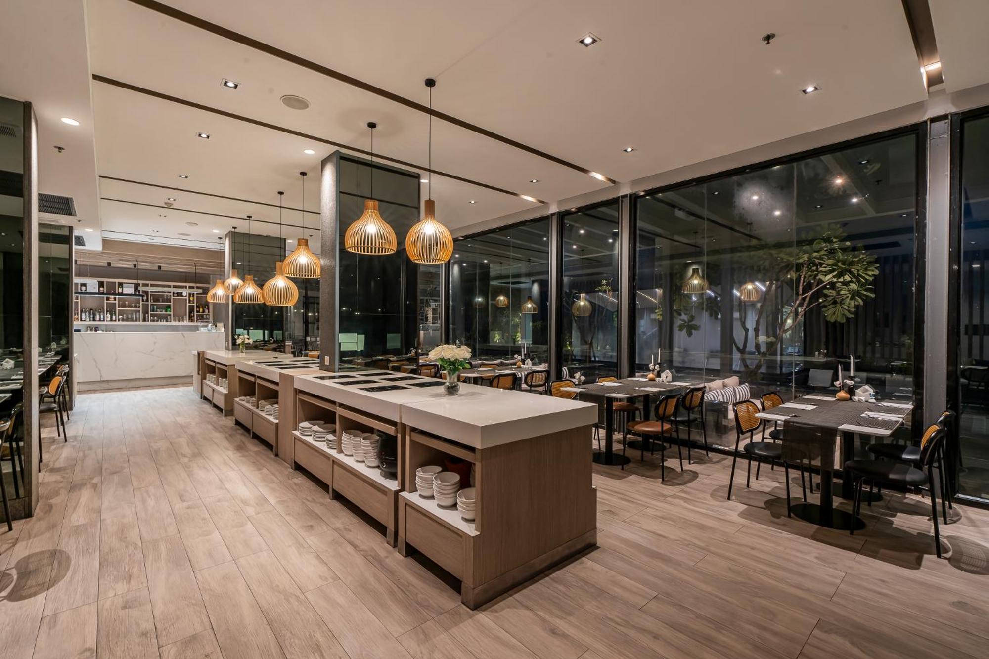Arden Hotel And Residence By At Mind Chonburi Buitenkant foto