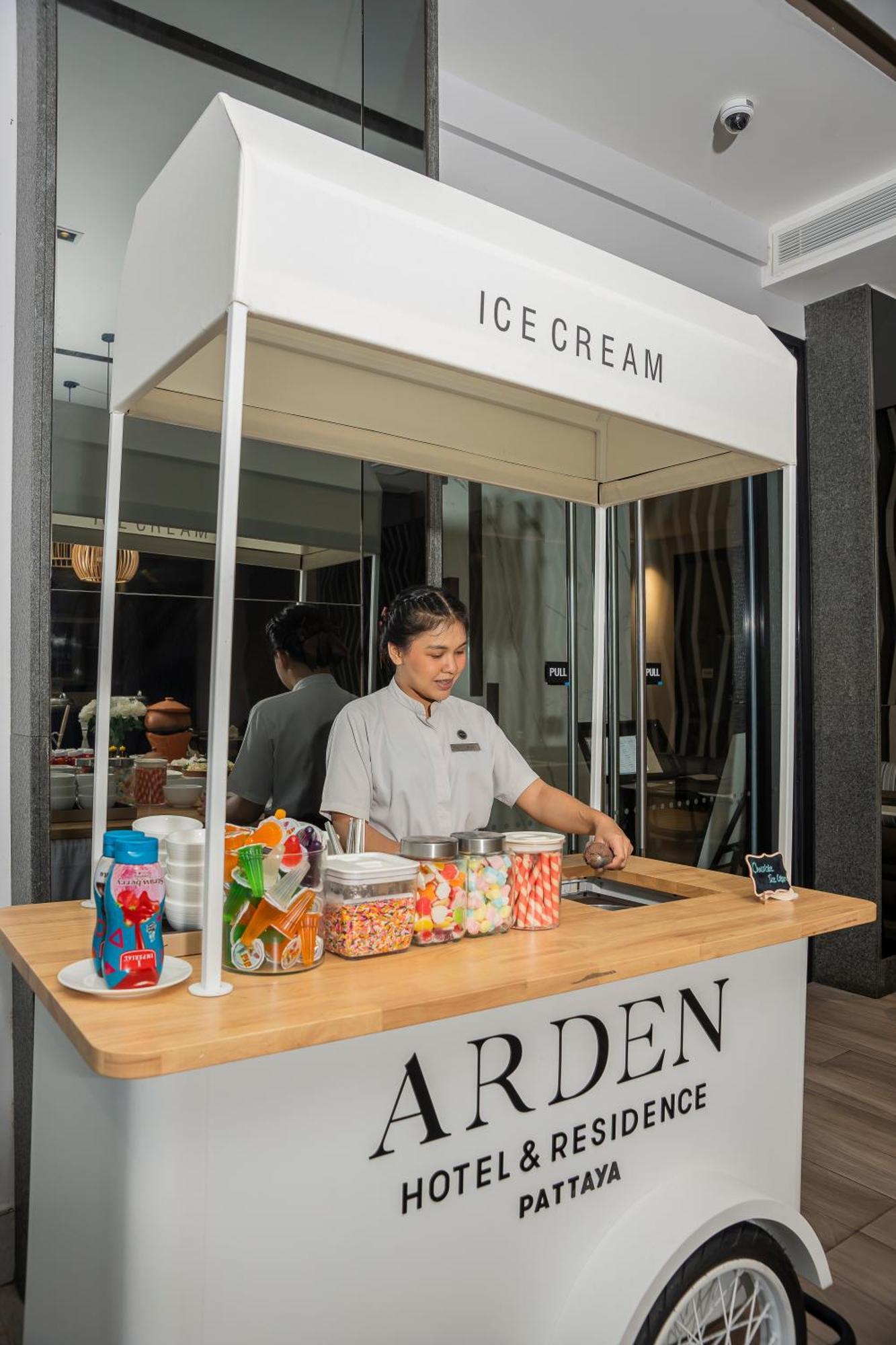 Arden Hotel And Residence By At Mind Chonburi Buitenkant foto