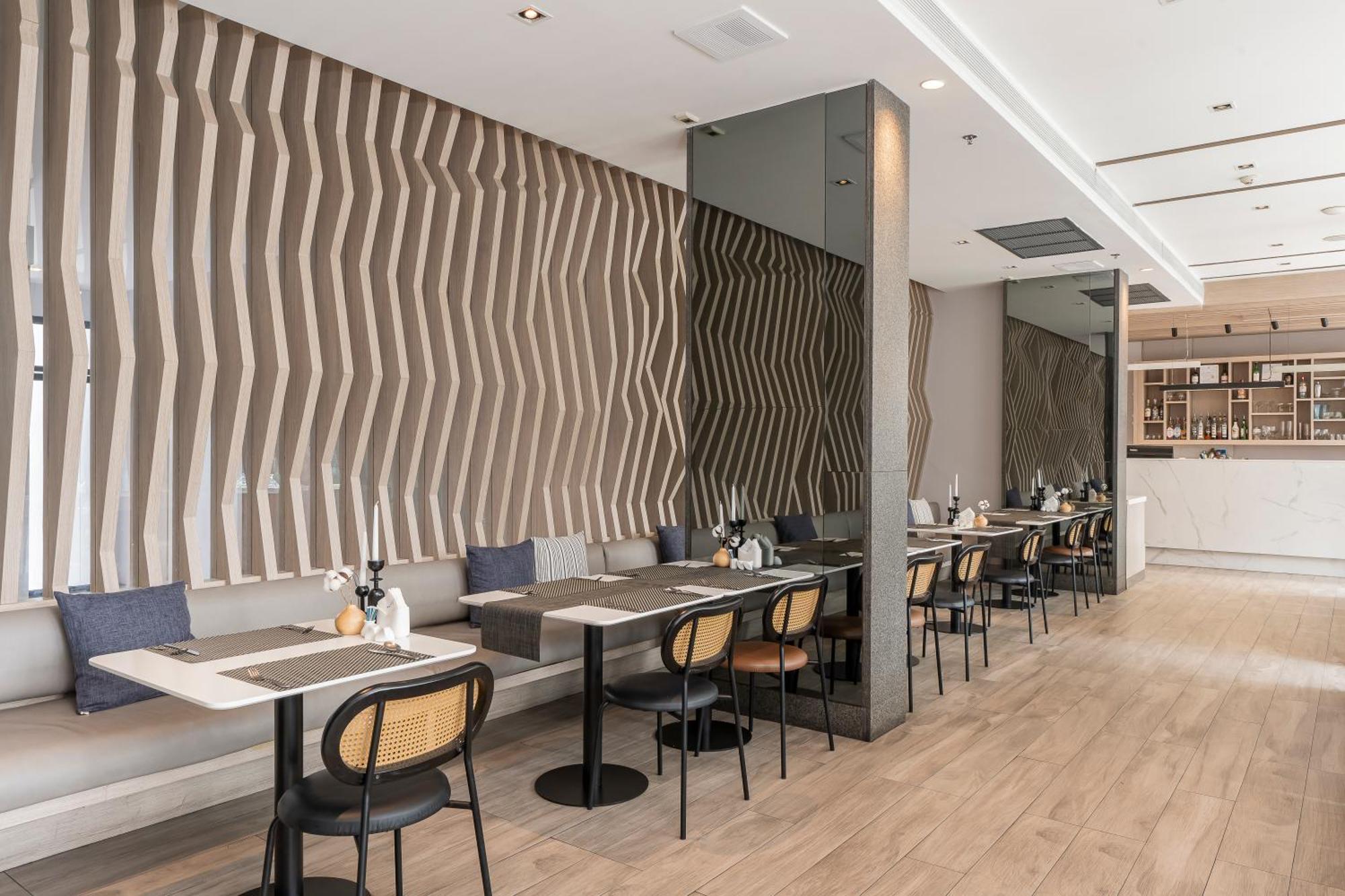 Arden Hotel And Residence By At Mind Chonburi Buitenkant foto