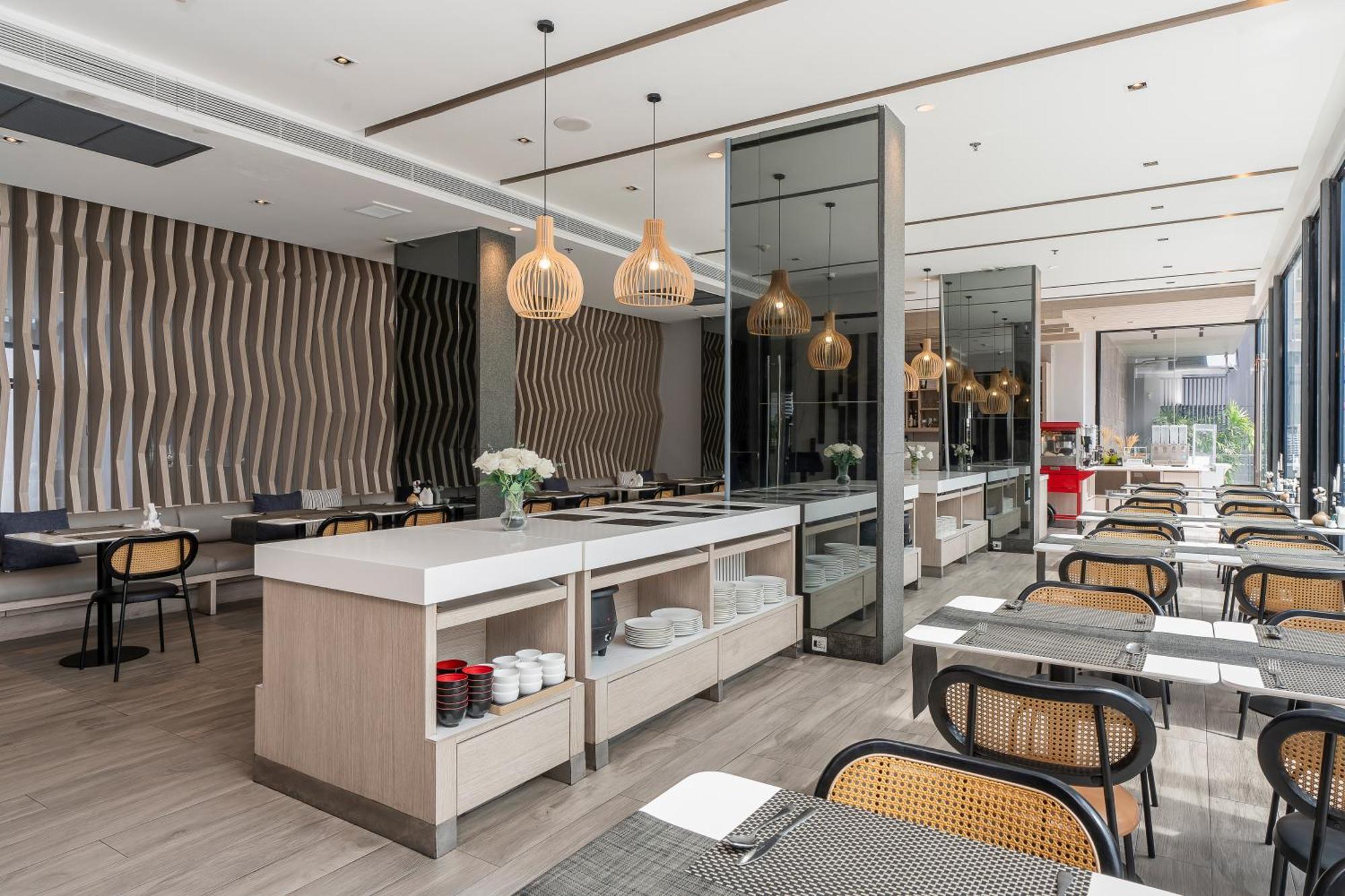 Arden Hotel And Residence By At Mind Chonburi Buitenkant foto